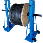 Hydraulic cable drum lifting jack