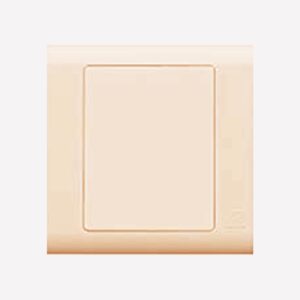 MK 1G BLANK PLATE 3"X3" ESSENTIAL CHAMPAGNE