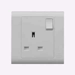 13A 1G S/SOCKET ESSENTIALS TITANIUM - MK