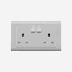 13A 2G S/SOCKET ESSENTIALS TITANIUM - MK