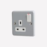 13A 1G SWITCH SOCKET METAL CLAD - MK