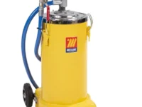 MECLUBE WHEELED MANUAL OIL DISPENSER 16L OIL BUCKET 027-1322-000 MADE IN ITALY