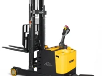 STEERX Full Electric Reach Stacker – Heavy Duty<br> <br>Model: SMRS15T – 4500<br>Capacity – 1500 Kg
