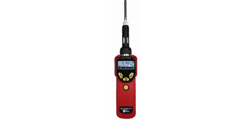 RAE Systems UltraRAE 3000 Portable Handheld Compound-Specific VOC Monitor - 9.8 eV Lamp, Li-Ion / Universal Charger - 059-D310-000